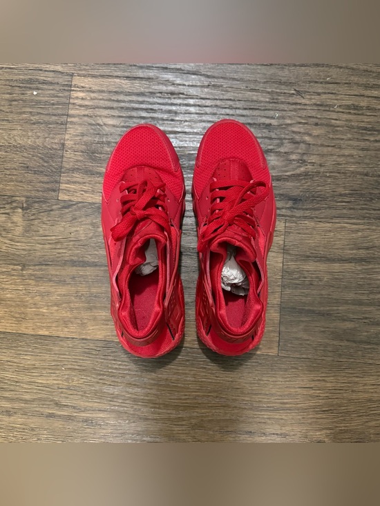 Nike Huarache Run Size 7// 8.5 Women All-Red Athletic Sneakers main image 4